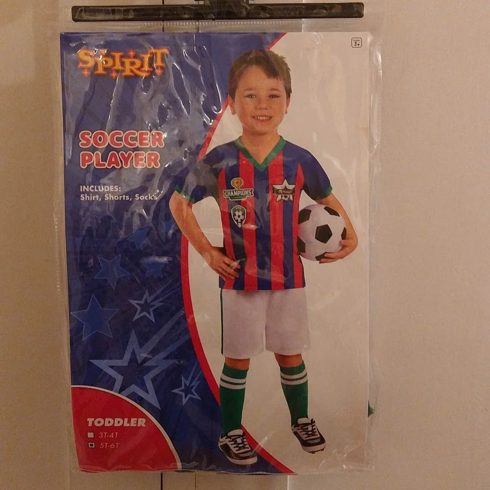 NWOT Spirit soccer player costume Sz 5T-6T great for Halloween - Picture 1 of 7